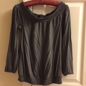 3/4 sleeve grey blouse off shoulders size XS
